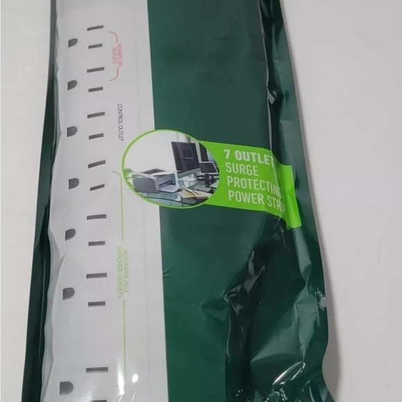 One Greenlite Tier 1 Advanced 7 Outlet Surge Power Strip 1440 Joules For TV, PC - Picture 5 of 5